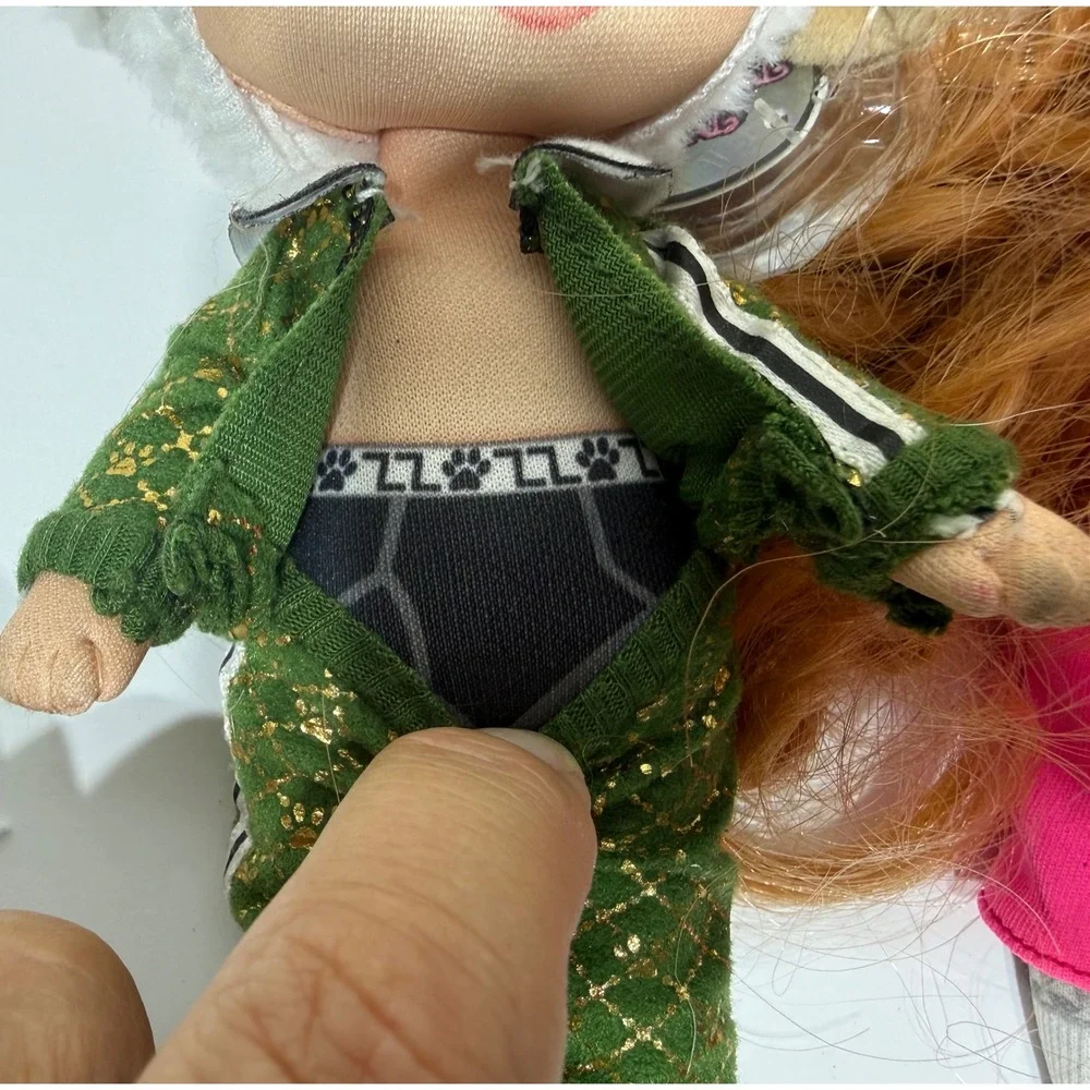 Na Na Na Surprise Series 2 Dolls Boy Puppy Green Tracksuit Girl Cow Pink Dress